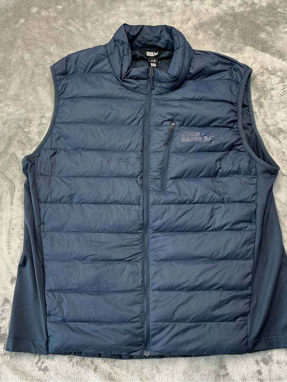 Eddie Bauer Men's Navy Quilted Lightweight Puffer Vest